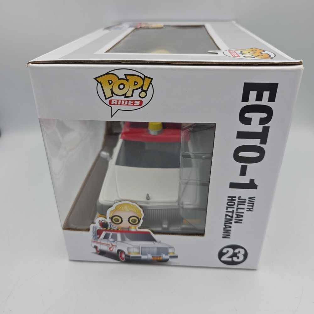 Funko Pop Rides Movies Ghostbusters ECTO-1 w/Jillian Holtzmann 23 Vinyl Figure - Picture 3 of 8